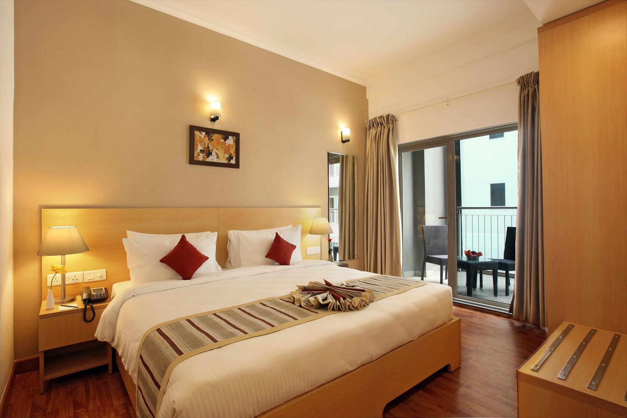 Starlit Suites Bangalore Kammasandra Kültér fotó
