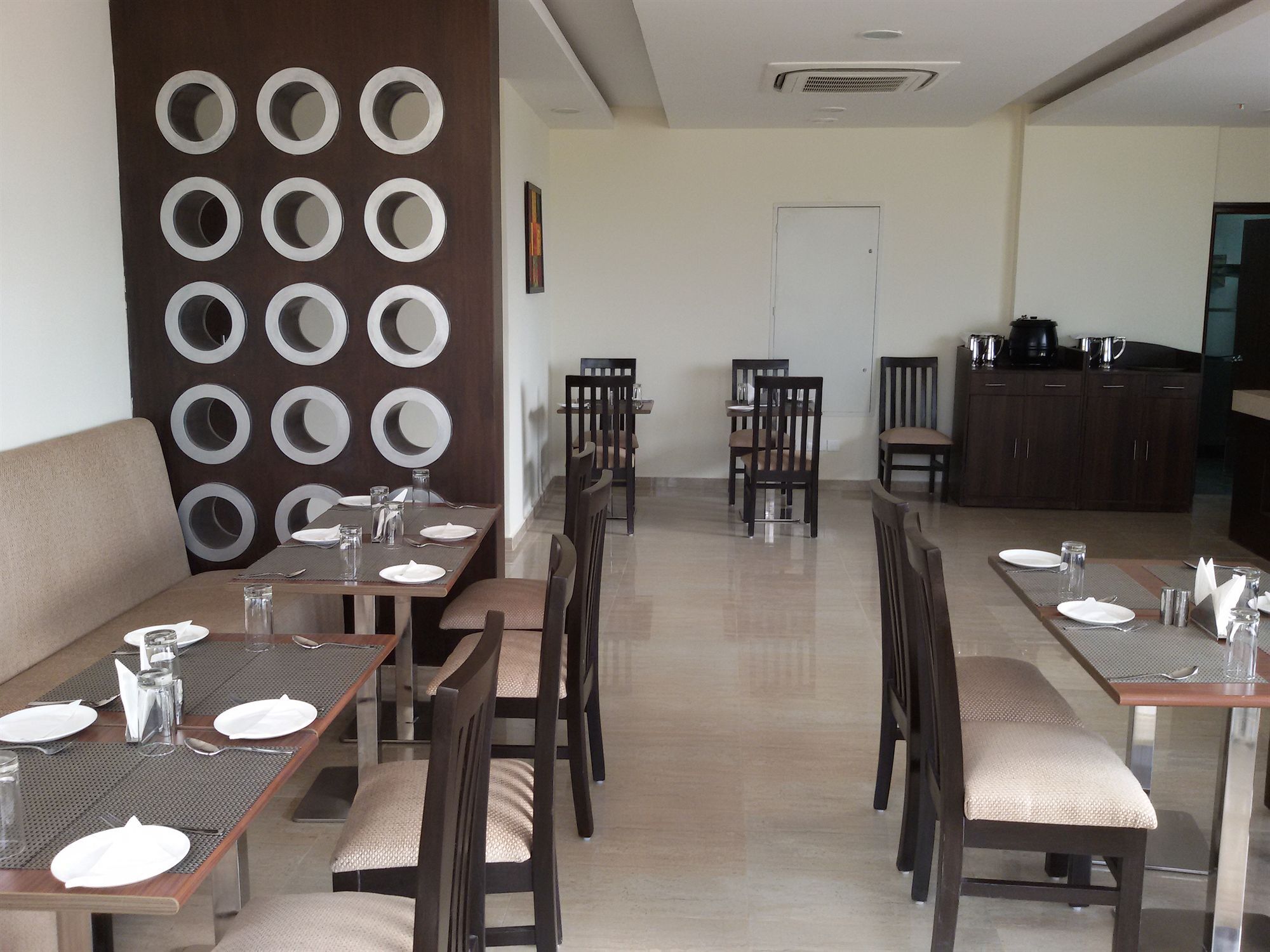 Starlit Suites Bangalore Kammasandra Kültér fotó